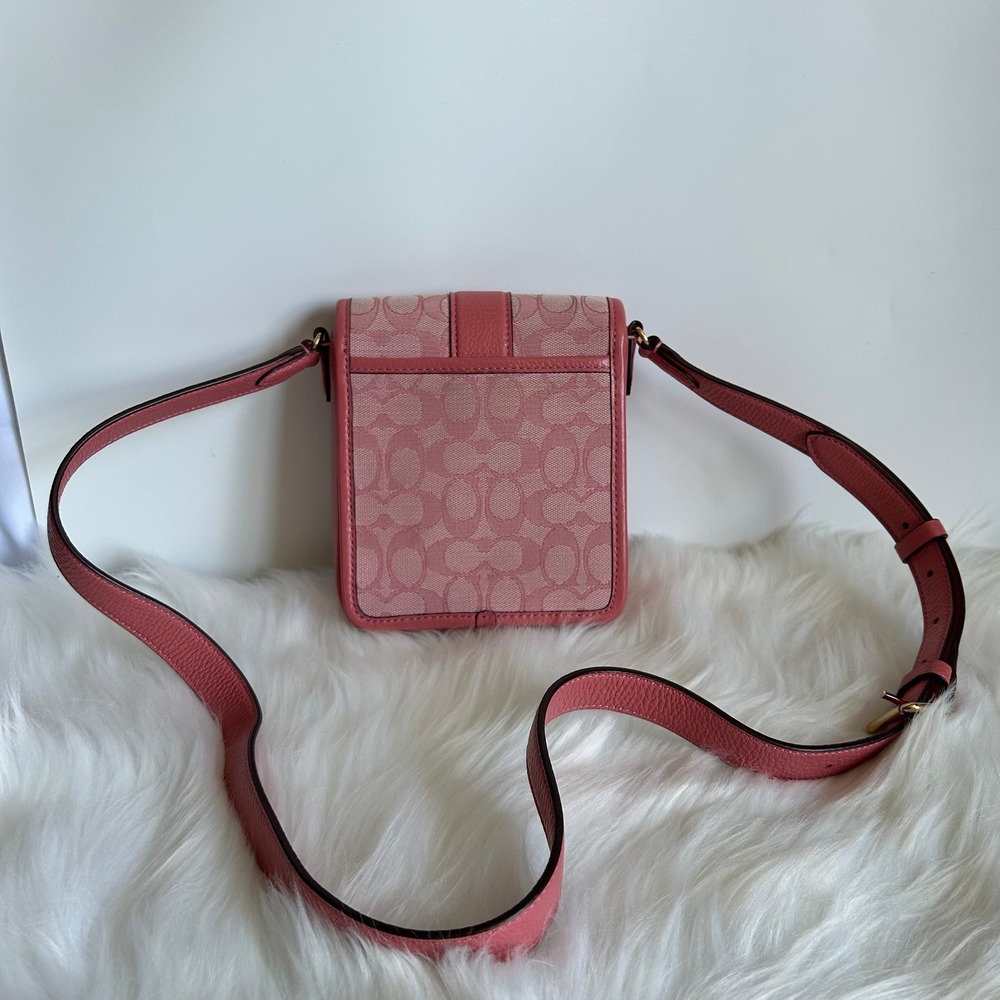 Coach North/South Lonnie Pink Signature Jacquard Leather Crossbody Bag Excellent - Picture 3 of 9